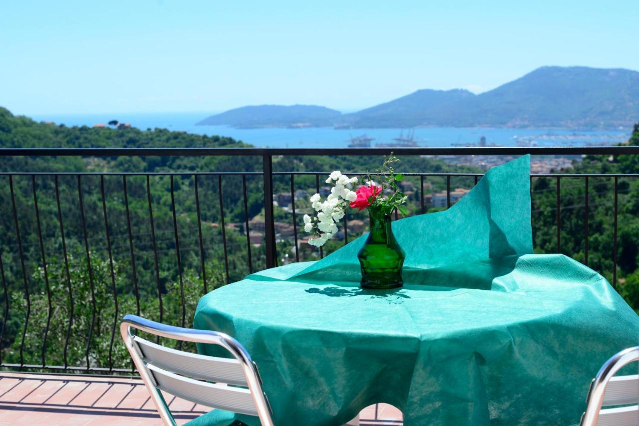 Agriturismo Oliva Azzurra Villa Valeriano Lunense Kültér fotó